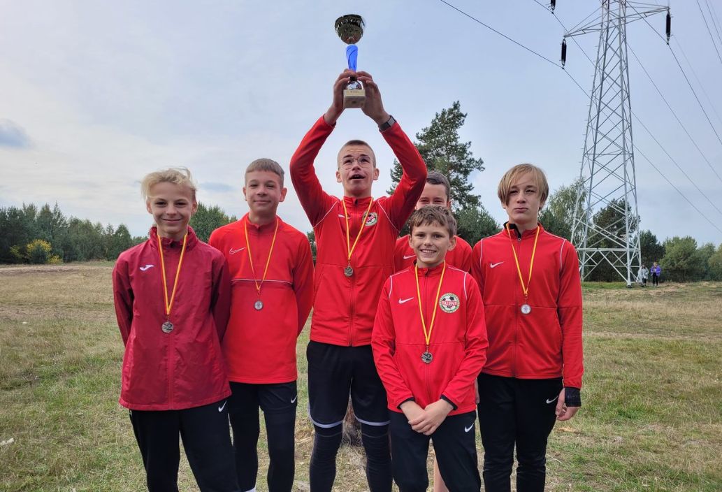 II miejsce w biegach przełajowych
