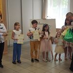 Uczestnicy z dyplomami