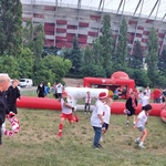 Zabawa przy stadionie
