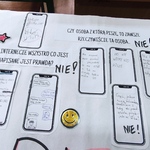 Plakat - Czy w internecie wszystko co jest napisane jest prawdą